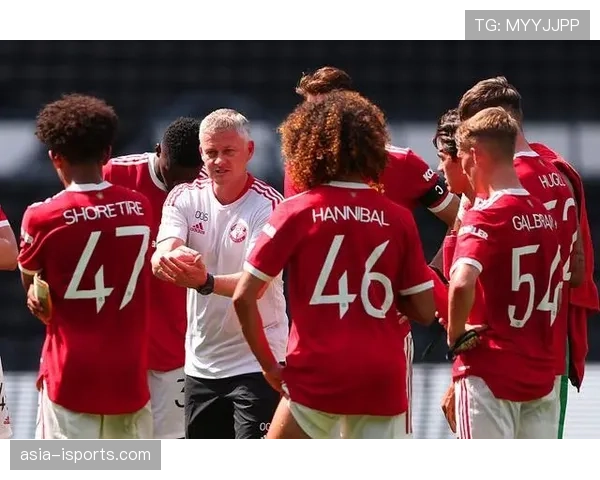 小罗回撤组织转型：直塞撕防线背后的战术角色演变