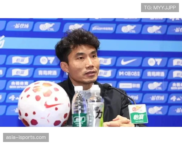 郑智回撤接应如何通过出球效率主导中场调度并压制对手？